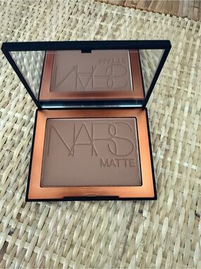 NARS Matte Bronzer - Laguna